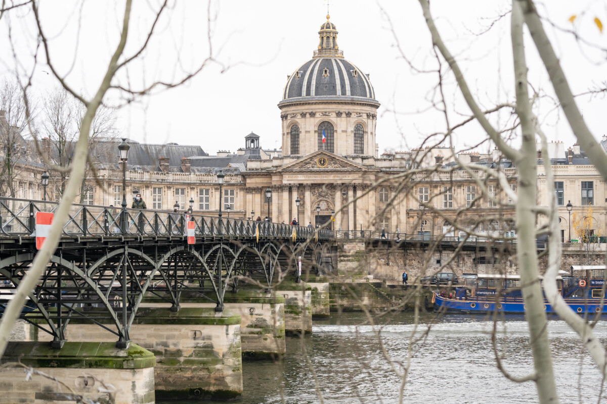 Pont des Arts Paris by Eny Therese Photography