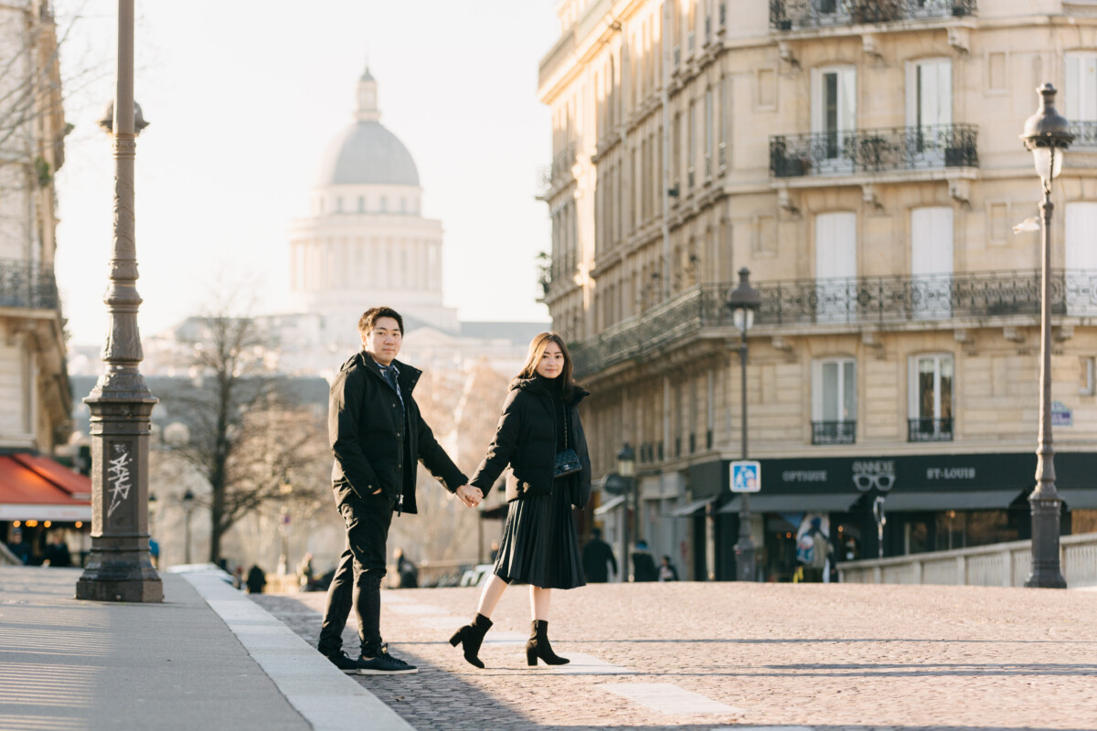 Honeymoon photoshoot in Paris by Eny Therese Photography