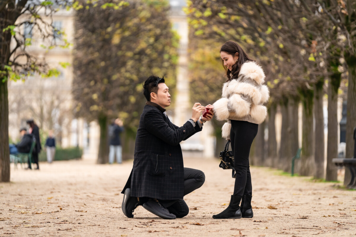 Proposition de mariage romantique à Paris par Eny Thérèse Photographie