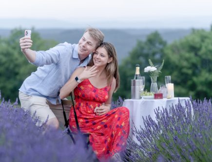 Surprise Proposal at Lavender mountain Valensole by Eny Therese photography