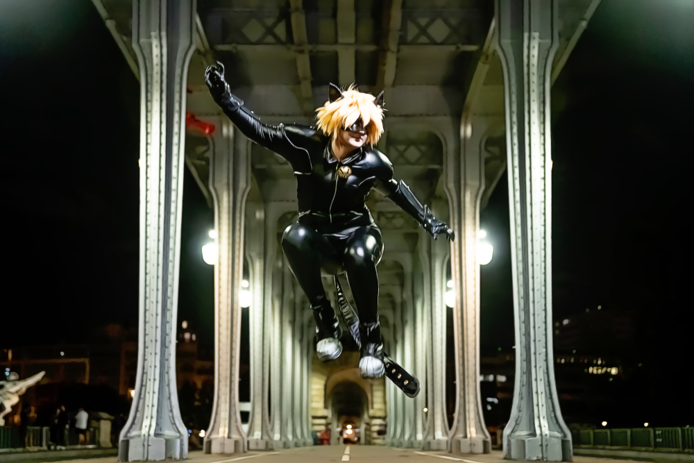 Chat Noir cosplay paris photoshoot by Eny Therese photography