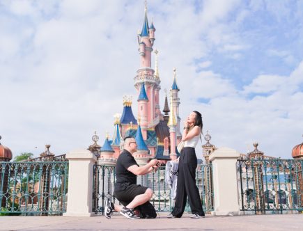 Disneyland Paris surprise proposal by Eny Therese Photography