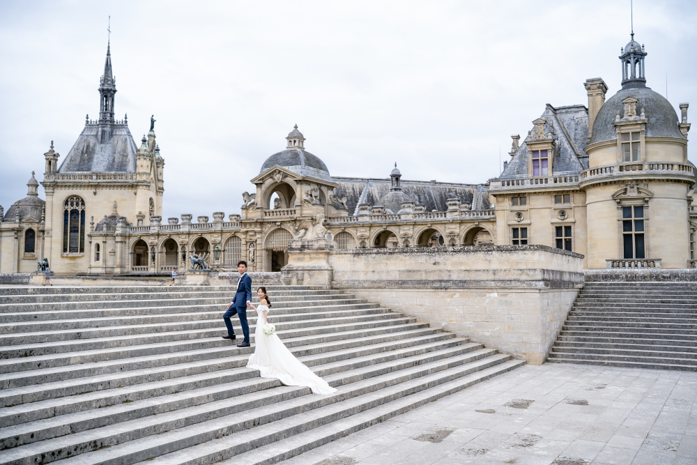 Prewedding at Chantilly castle Paris by Eny Therese photography