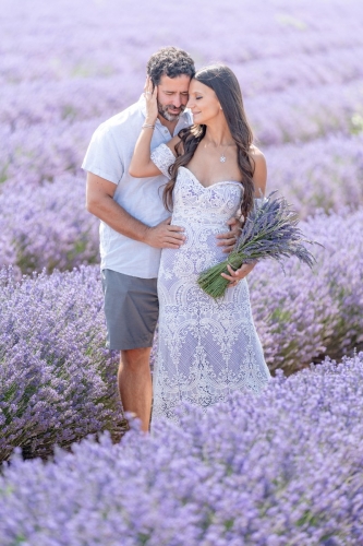 Honeymoon in Lavender blooming at Valensole Eny Therese