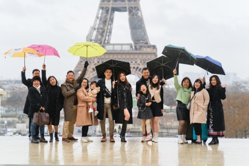 Family Paris Group Photoshoot Trocadero by Eny Therese photography