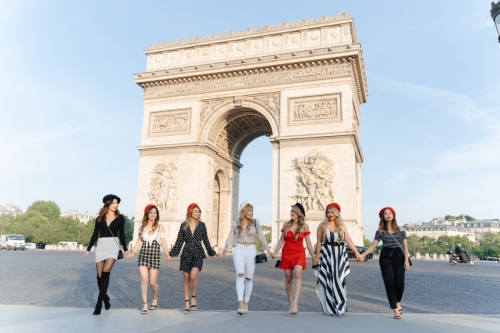 Bachelorette photoshoot at Arc de Triomphe Paris by Eny Therese photography