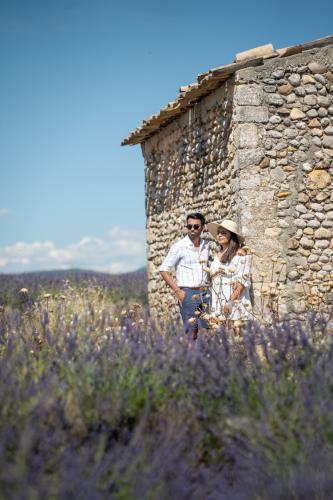 couple photoshoot after proposal at lavender field