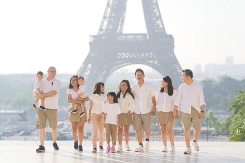 Family Group Photo Paris at Trocadero by Eny Therese photography